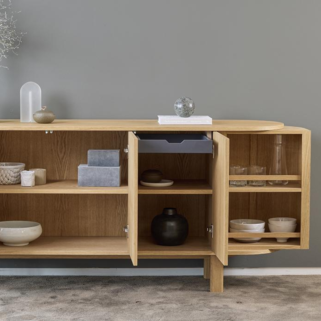 543 Sideboard